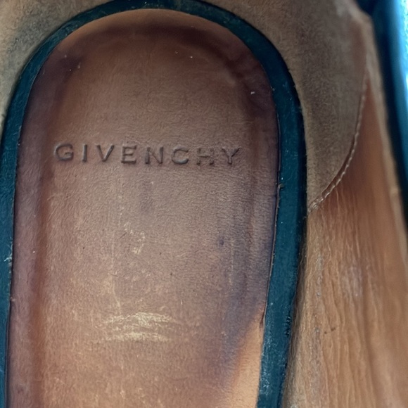 Givenchy Leather Flats - Picture 8 of 16